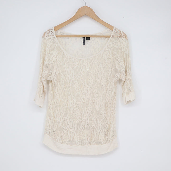 Full Tilt Women XL Cream Floral Lace Scoop Neck 3/4 Sleeve Banded Hem Top