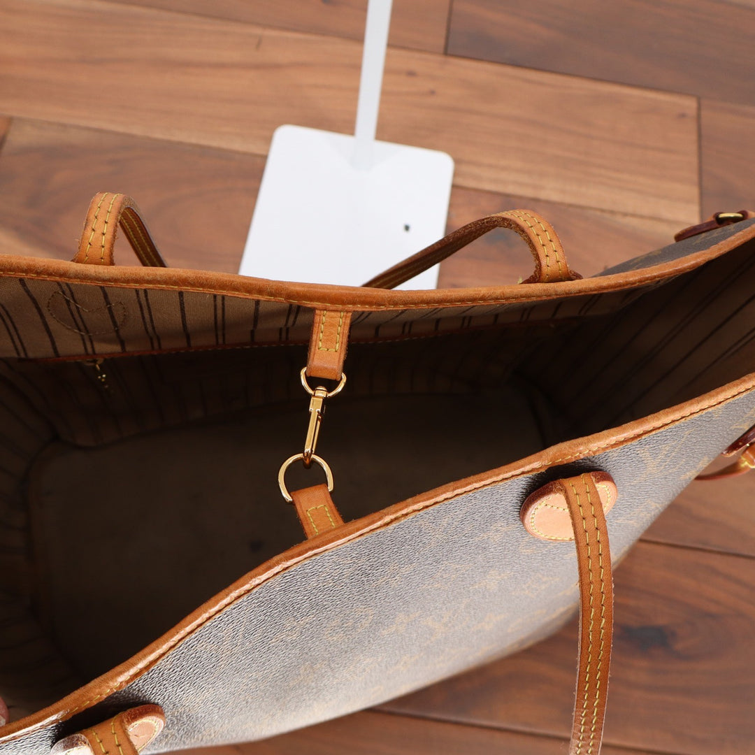 Louis Vuitton Neverfull MM Monogram Canvas Tote Bag Brown M40995