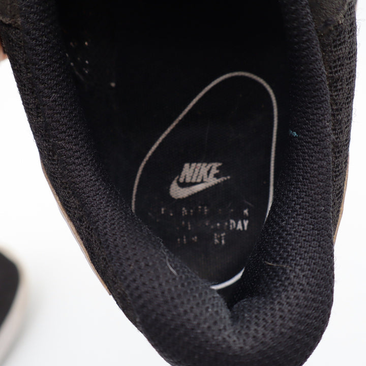 Nike Tanjun Womens 8.5 Running Shoes Black White Low Top Mesh Good