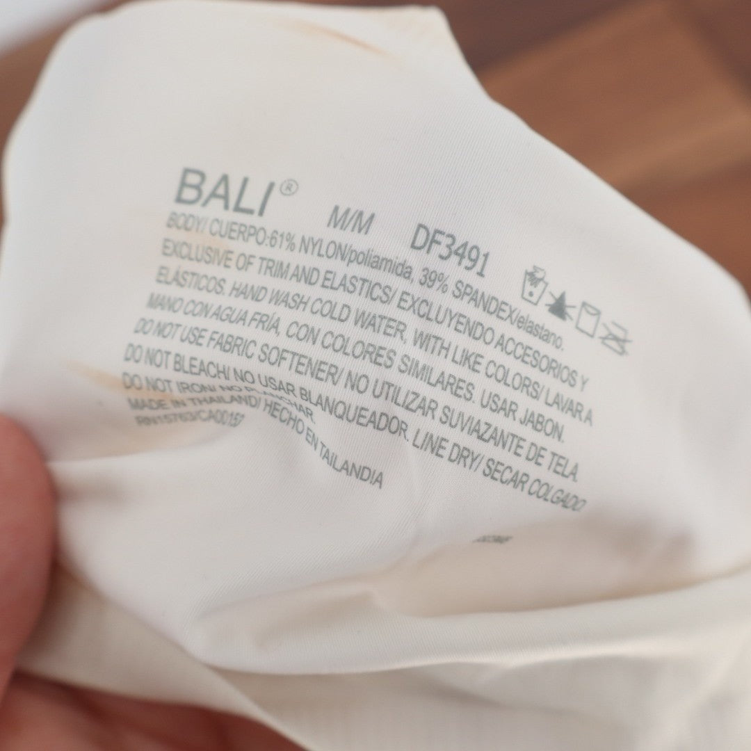 Bali Comfort Revolution EasyLite Bra Womens Medium White Wireless Nylon Stretch