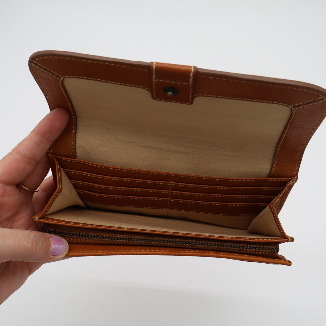 Frye Olivia Womens Cognac Brown Leather Inner Credit Card Slots Flap Up Wallet