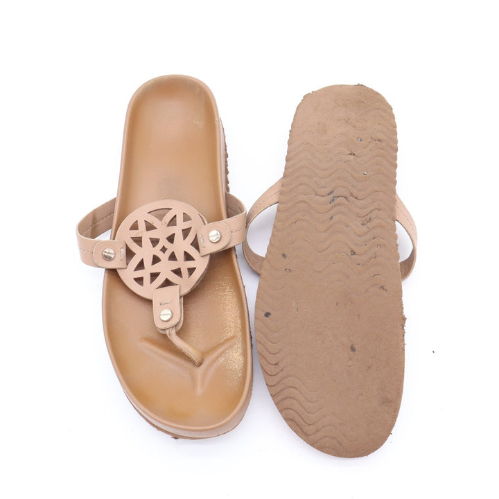 Tan Geometric Cutout Medallion Thong Sandals Womens 8.5 Platform Flip Flops