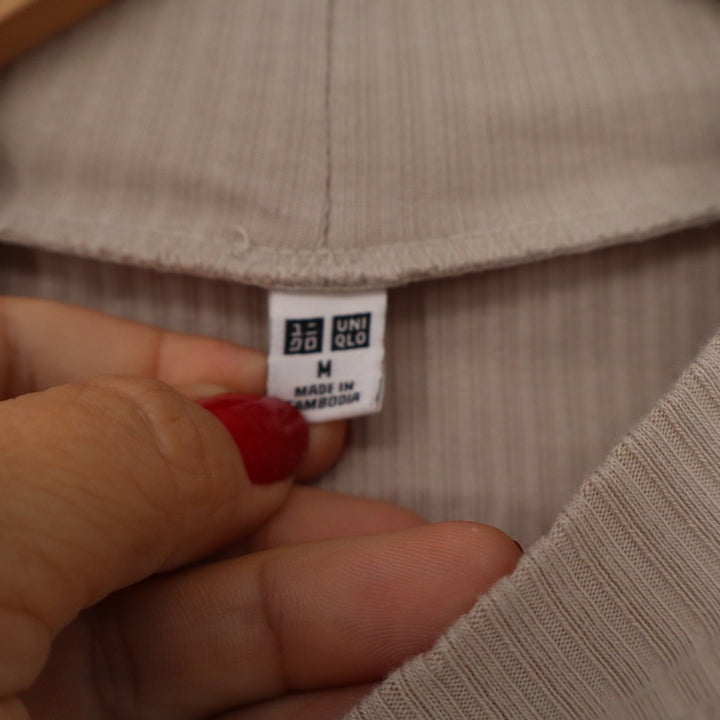 Uniqlo Womens Mock Neck Ribbed Long Sleeve Top Beige Tan Size M