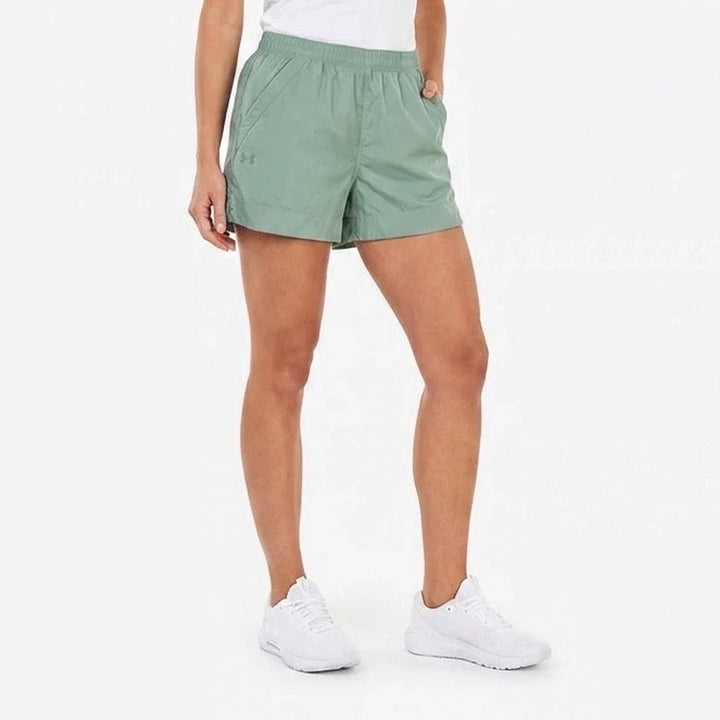 Under Armour Womens Unstoppable Utility Shorts Sage Green Size Medium