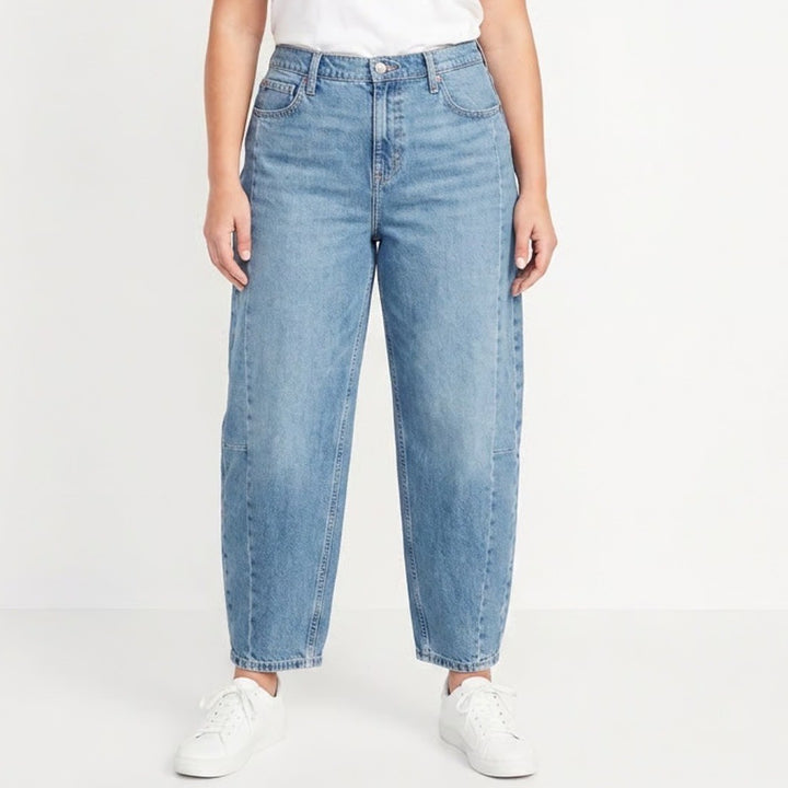 Old Navy Womens High Rise Barrel Leg Jeans Medium Wash Blue Size 16 Curved Leg
