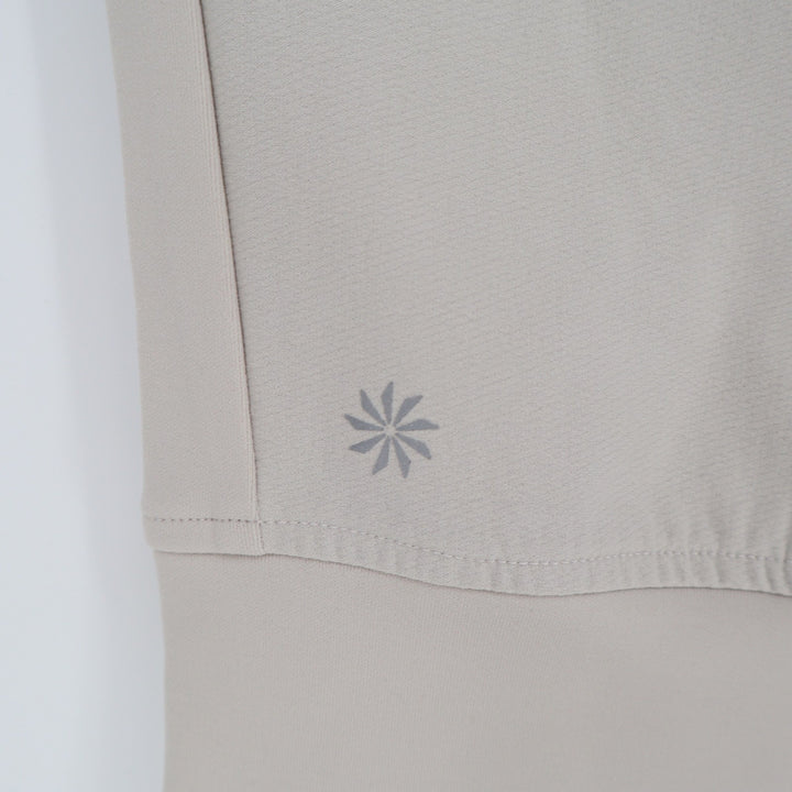 Athleta Headlands Hybrid Joggers Beige Petite 8P Hiking Travel Pants