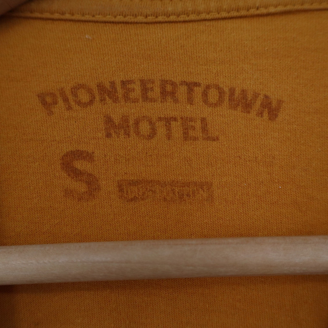 Pioneertown Motel Graphic T-Shirt Mustard Yellow California Desert Souvenir