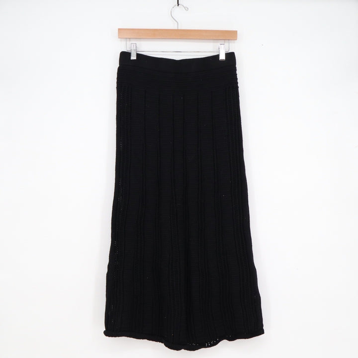 Black Ribbed Knit Midi Skirt Elastic Waist Minimalist Casual Skirt 33in Length