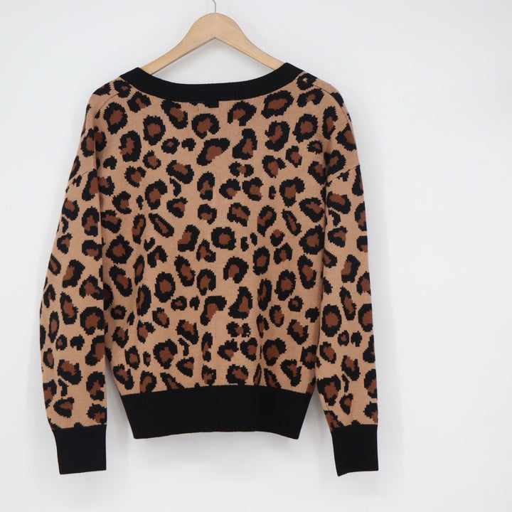Tahari Womens Leopard Print V-Neck Sweater Tan Black Long Sleeve Knit Size M