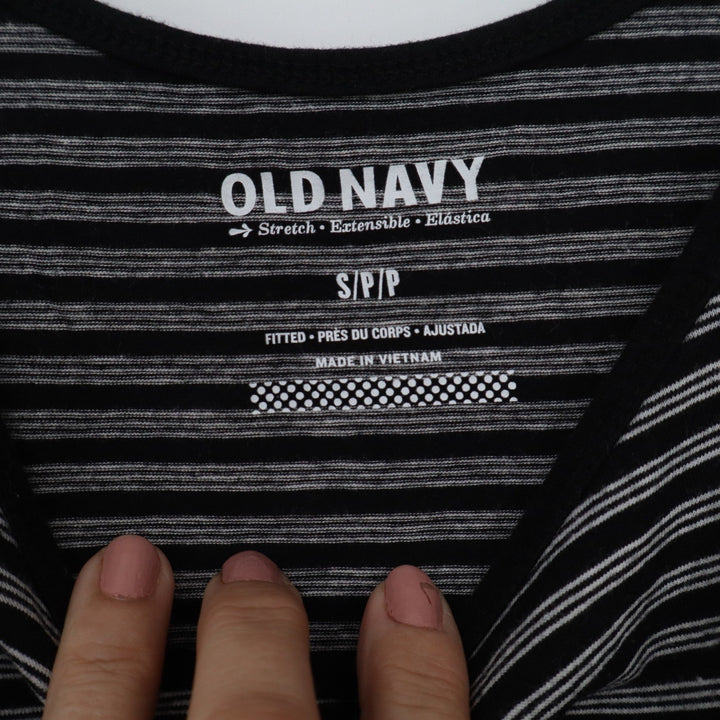 Old Navy Womens Small Black Grey Striped Fitted Scoop Neck Stretch Tank Top