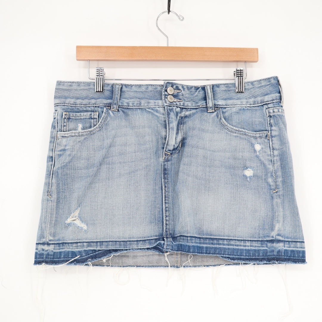 Old Navy Mini Skirt Womens 10 Blue Denim Distressed Cotton 5-Pockets Frayed Hem