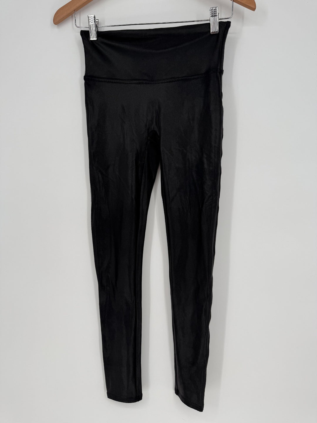 Spanx By Sara Blakely Leggings Womens Medium Petite Black Stretch Yoga Workout