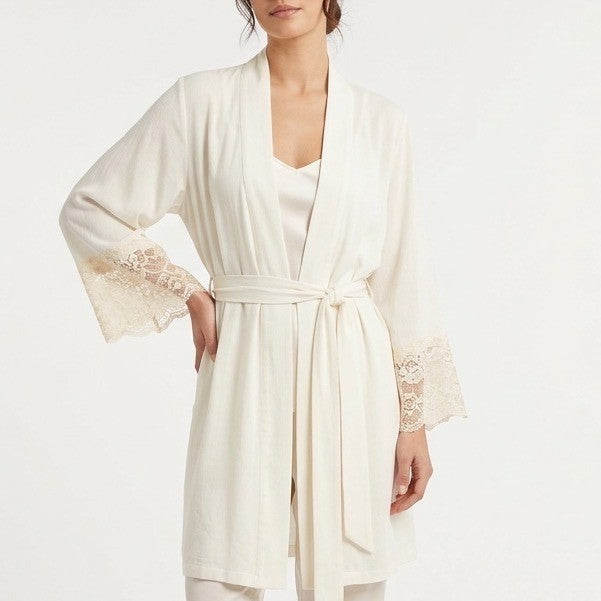 Flora By Flora Nikrooz Wrap Robe Womens S/M White Lace Shawl Collar Sleepwear