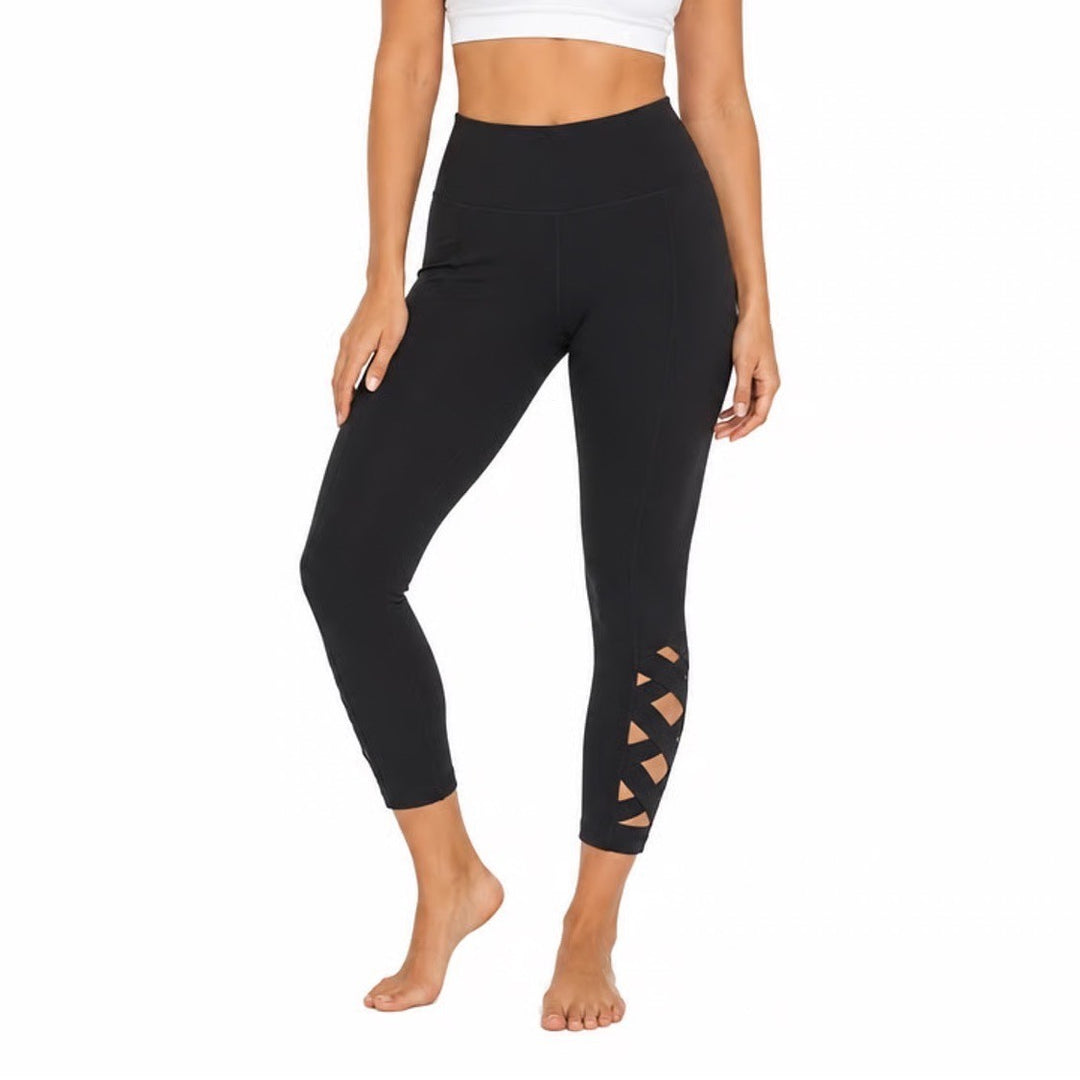 Gaiam Om Lotus Capri Leggings Womens Medium Black Stratch Cutout Hem High-Waist