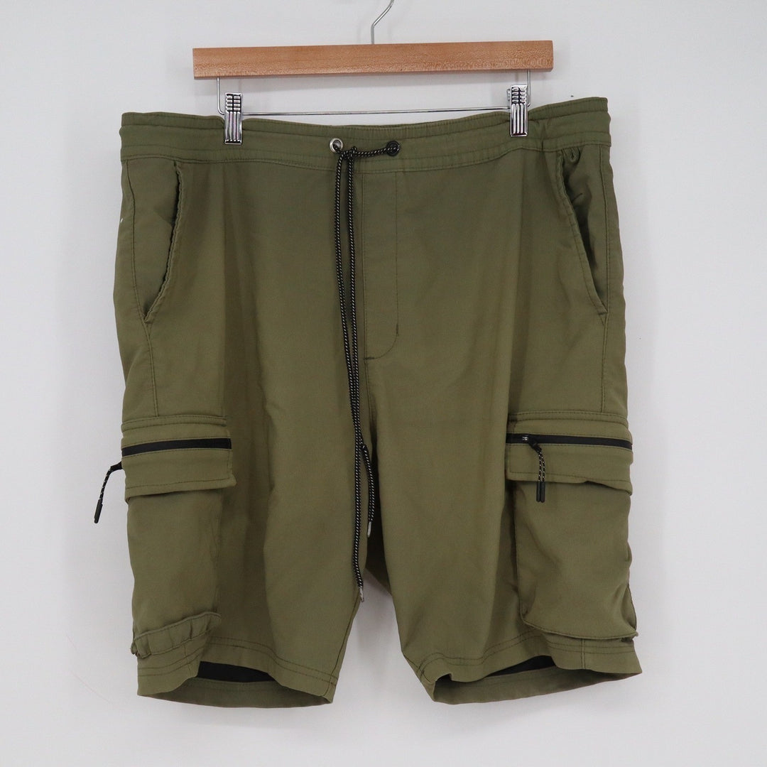 Steve's Jeans Mens 2XL Olive Green Cargo Shorts Elastic Waist Stretch Utility