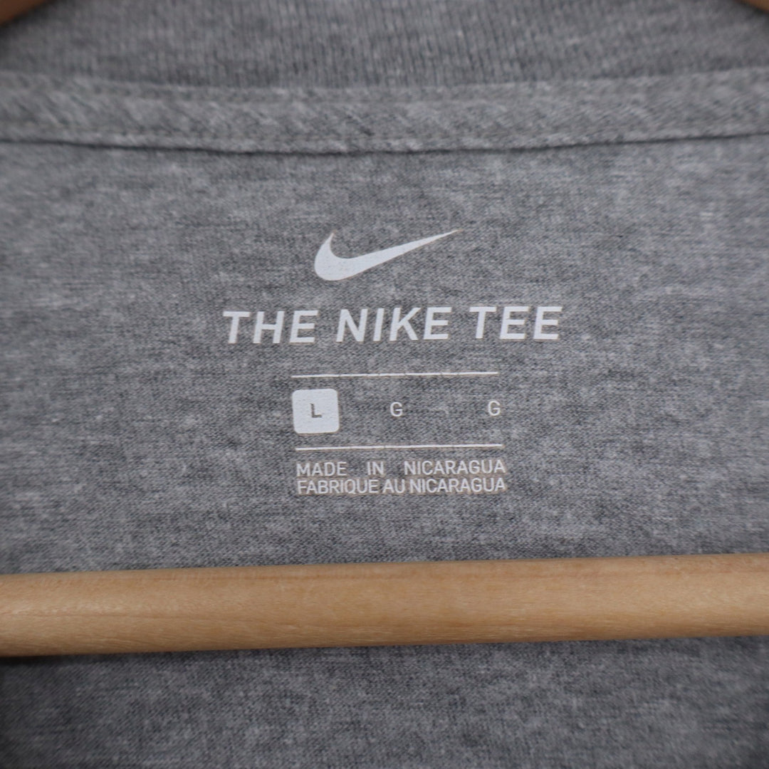 Nike Sportswear Mens Graphic T-Shirt Gray White Swoosh Logo Size Large