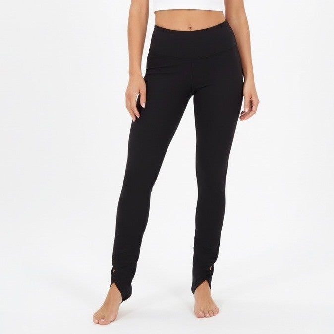 Old Navy Active PowerSoft High Rise Go Dry Leggings Black Size L Stirrup Detail