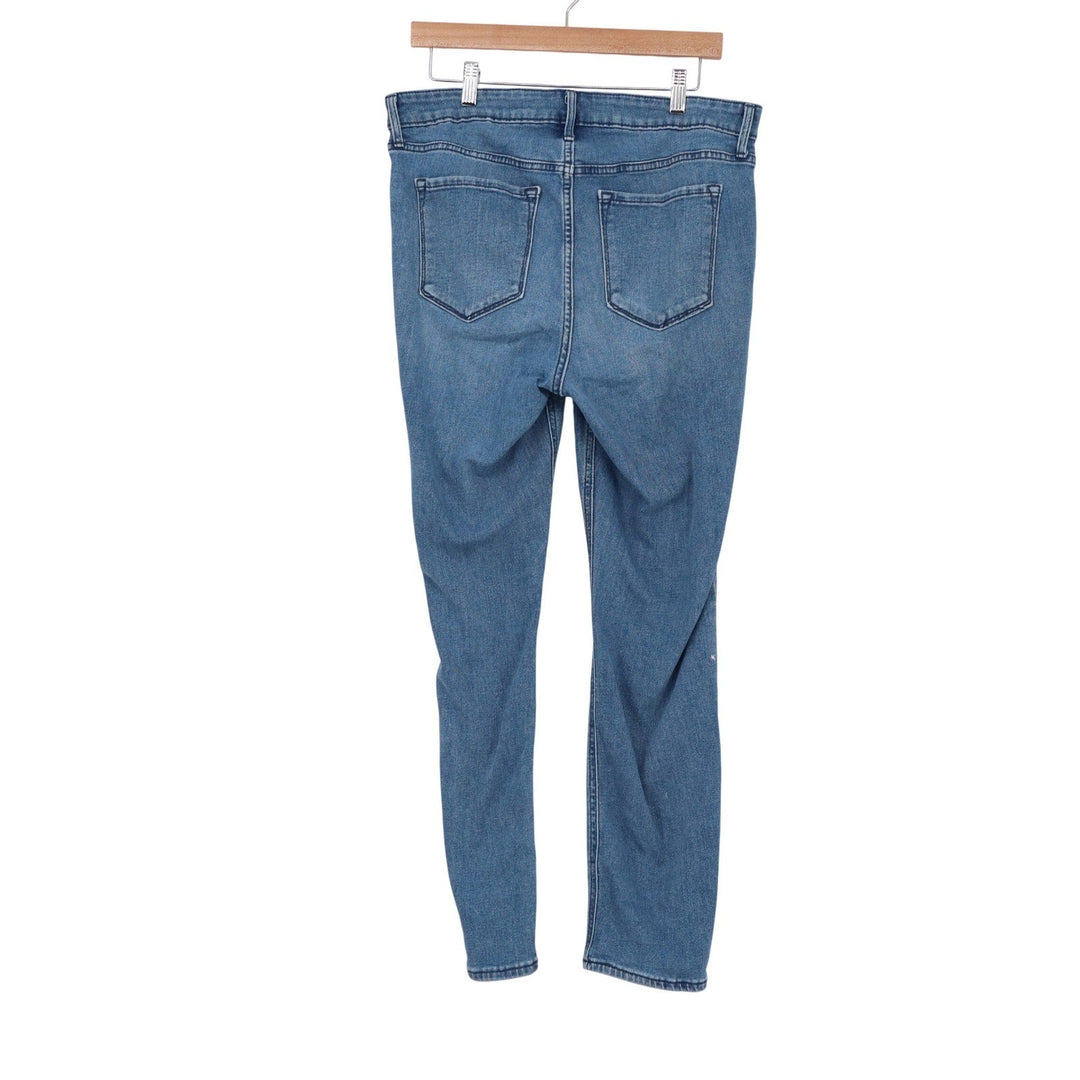 Old Navy Wow Straight High-Rise Jeans Medium Wash Blue Denim Size 14 Stretch