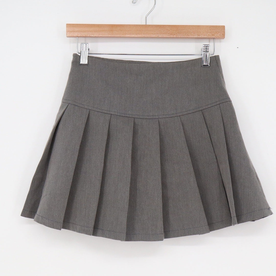 Gray Pleated Tennis Mini Skort with Built-in Shorts Size M Charcoal Preppy Skirt
