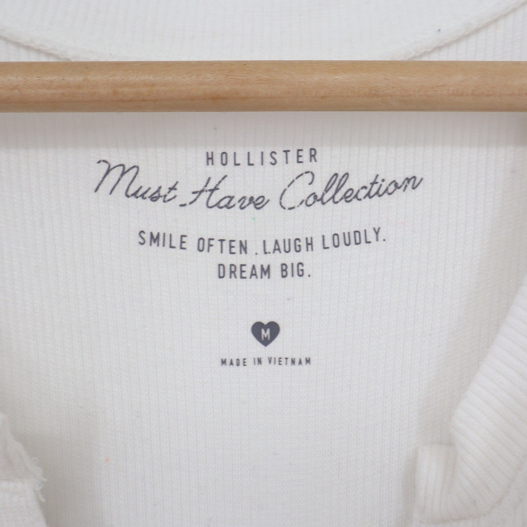 Hollister Must Have Collection Cream Ribbed Henley Lettuce Edge Baby Tee Medium