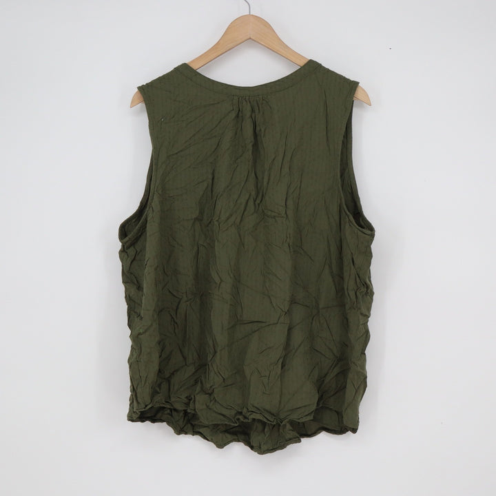 Croft & Barrow Womens Plus 2X Olive Green Dobby Dot Sleeveless Blouse Top Rayon