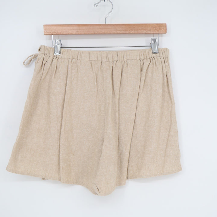 Old Navy Mini Skort Womens M Beige Wrap Front Elastic Back Waist Side Drawstring