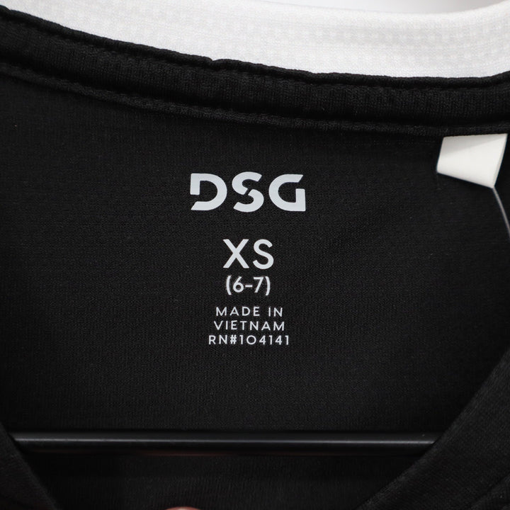 DSG Boys XS 6-7 Pieced Graphic Movement Tee Black White Soccer Championship
