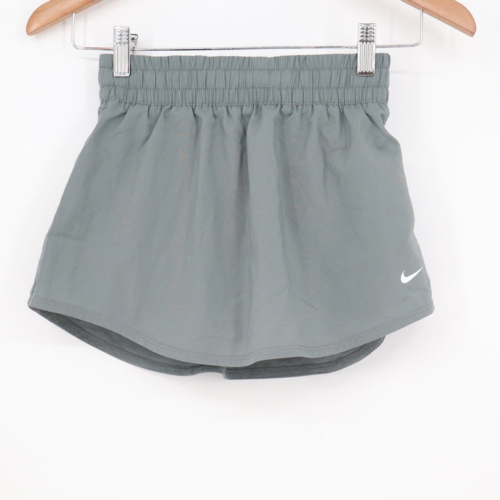 Nike One Dri-FIT Womens Athletic Skort Gray Loose Fit Built-in Shorts Small