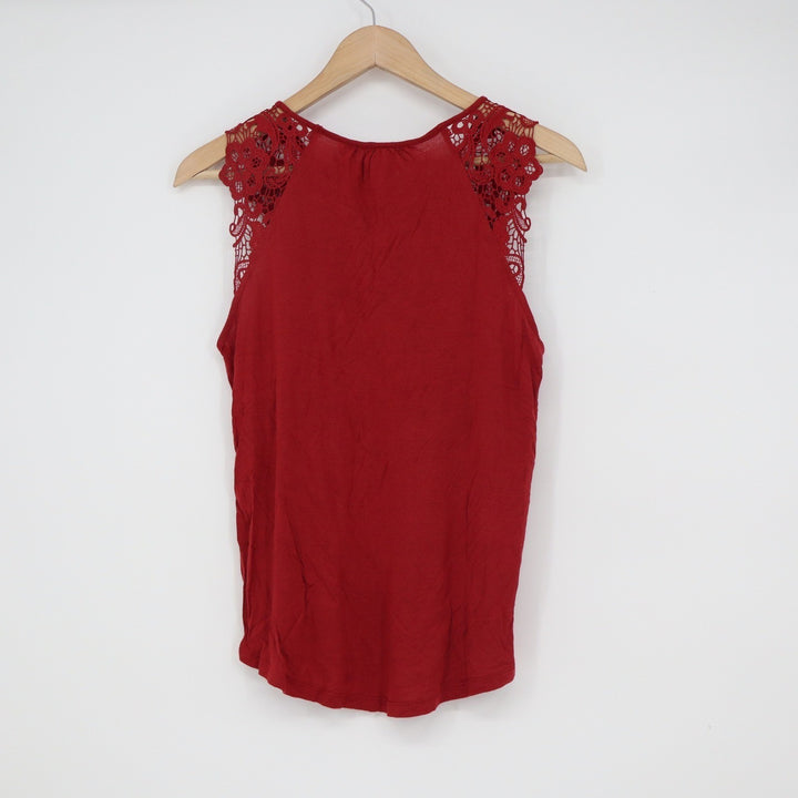 HM Womens Small Burgundy Red Sleeveless Crochet Lace Shoulder Blouse Top