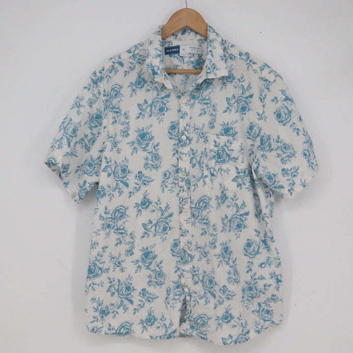 Old Navy Mens XL Everyday Shirt Blue Floral Rose Print Short Sleeve Button Down