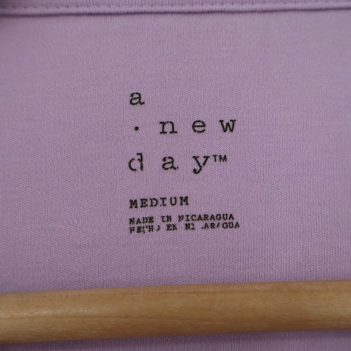 A New Day Lavender Purple Cotton Pocket T-Shirt Womens Medium Short Sleeve Tee
