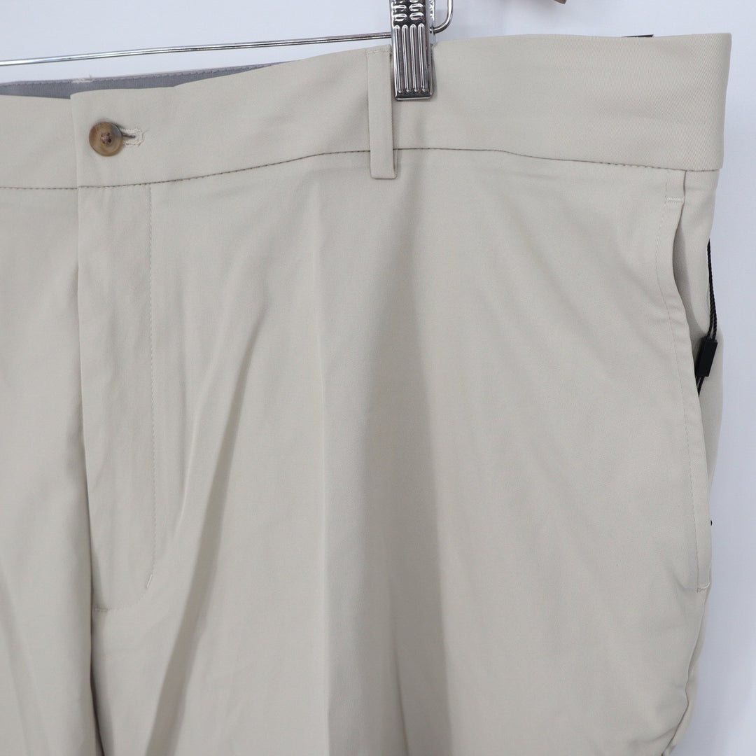 Walter Hagen Mens Big & Tall Golf Shorts Light Khaki 48 Stretch 10in