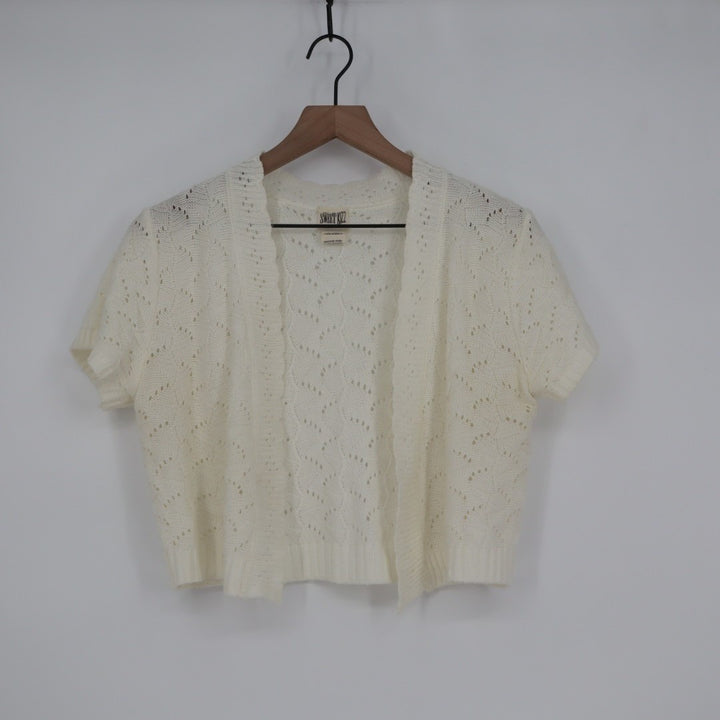 Sweet Kizz Bolero Shrug Sweater Womens M Ivory Short Sleeve Open Front Outdoor