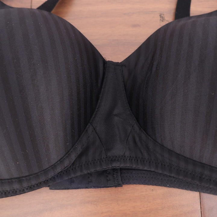 Playtex Secrets Perfectly Smooth Wireless T-Shirt Bra Womens 38C Black Striped