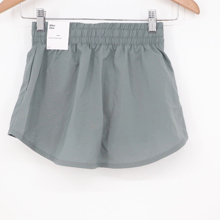 Nike One Dri-FIT Womens Athletic Skort Gray Loose Fit Built-in Shorts Small
