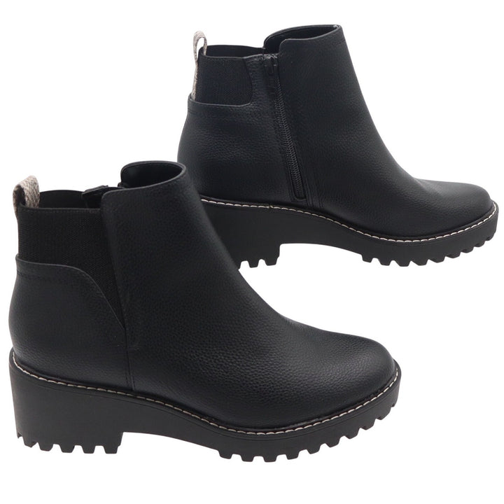 Universal Thread Womens Black Pebbled Lug Sole Ankle Boots Side Zip Size 8.5