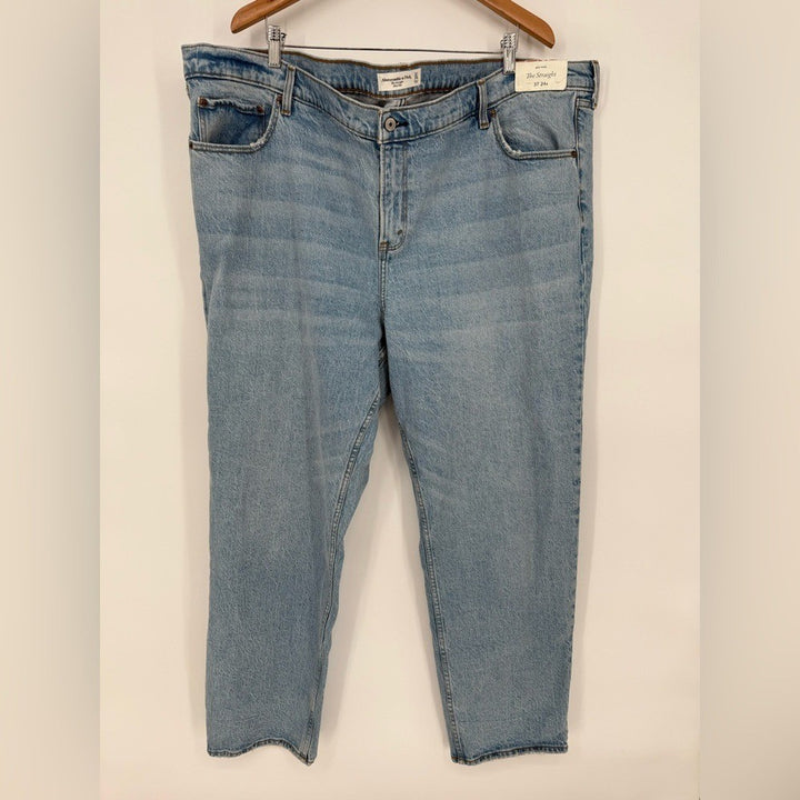 Abercrombie & Fitch The Straight Mid Rise Jean Women's Size 37