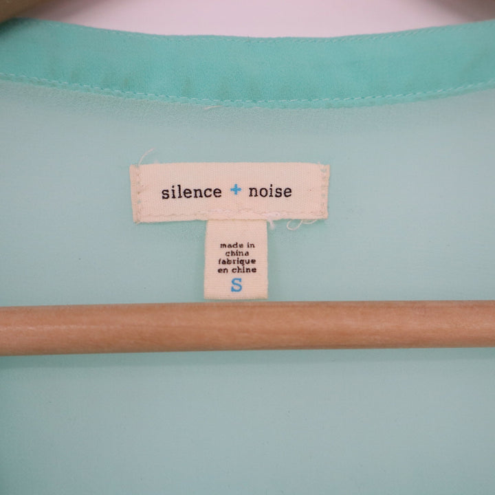 Silence + Noise Mint Green Sheer Chiffon Button Down Blouse V-Neck Small 13606
