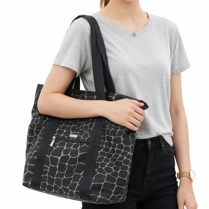 Baggallini Nylon Tote Bag Black Grey Giraffe Animal Print Shoulder Bag