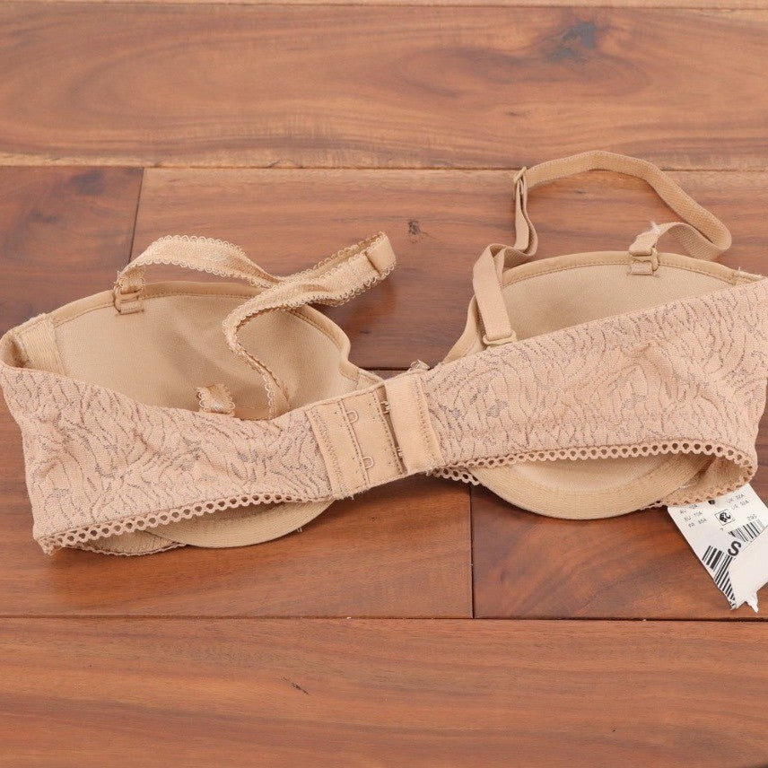 B.tempt'd Modern Method Strapless Bra Womens 32A Nude Stretch Underwire Padded