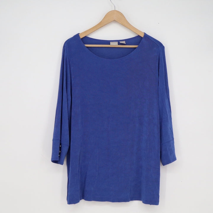 Chicos Travelers Blue 3/4 Sleeve Scoop Neck Button Cuff Top Size 3 XL 16/18