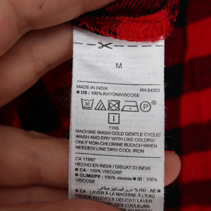 Old Navy The Classic Shirt Womens Medium Red Black Buffalo Plaid Rayon Button Up