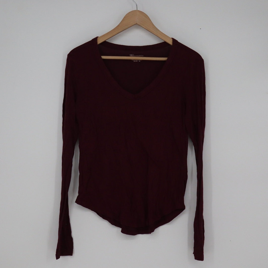 No Boundaries Burgundy V-Neck Long Sleeve Top Curved Hem XS