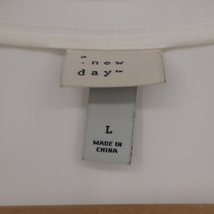 A New Day Tank Top Womens Large White Polyester Stretch V Neck Double Lined
