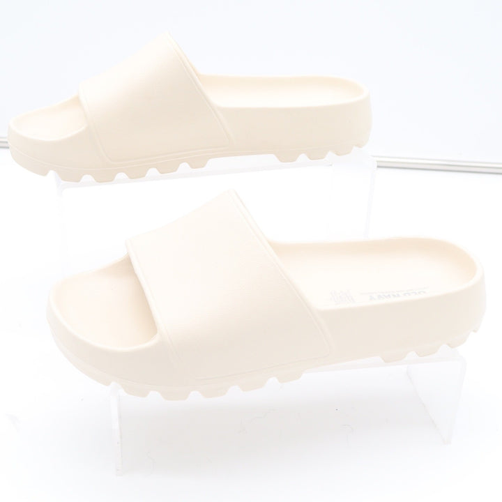 Old Navy Cream Platform Slide Sandals Women Size 7 Lug Sole Foam