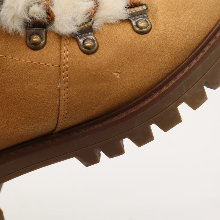 Unionbay Womens Tan Faux Fur Trim Hiker Ankle Boots Lug Sole Size 10