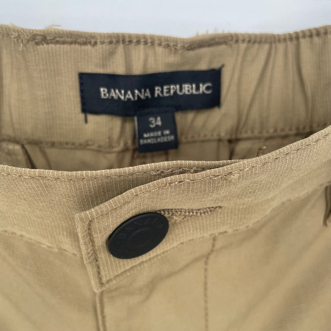 Banana Republic Men's Tan Chino Shorts Flat Front Stretch Size 34