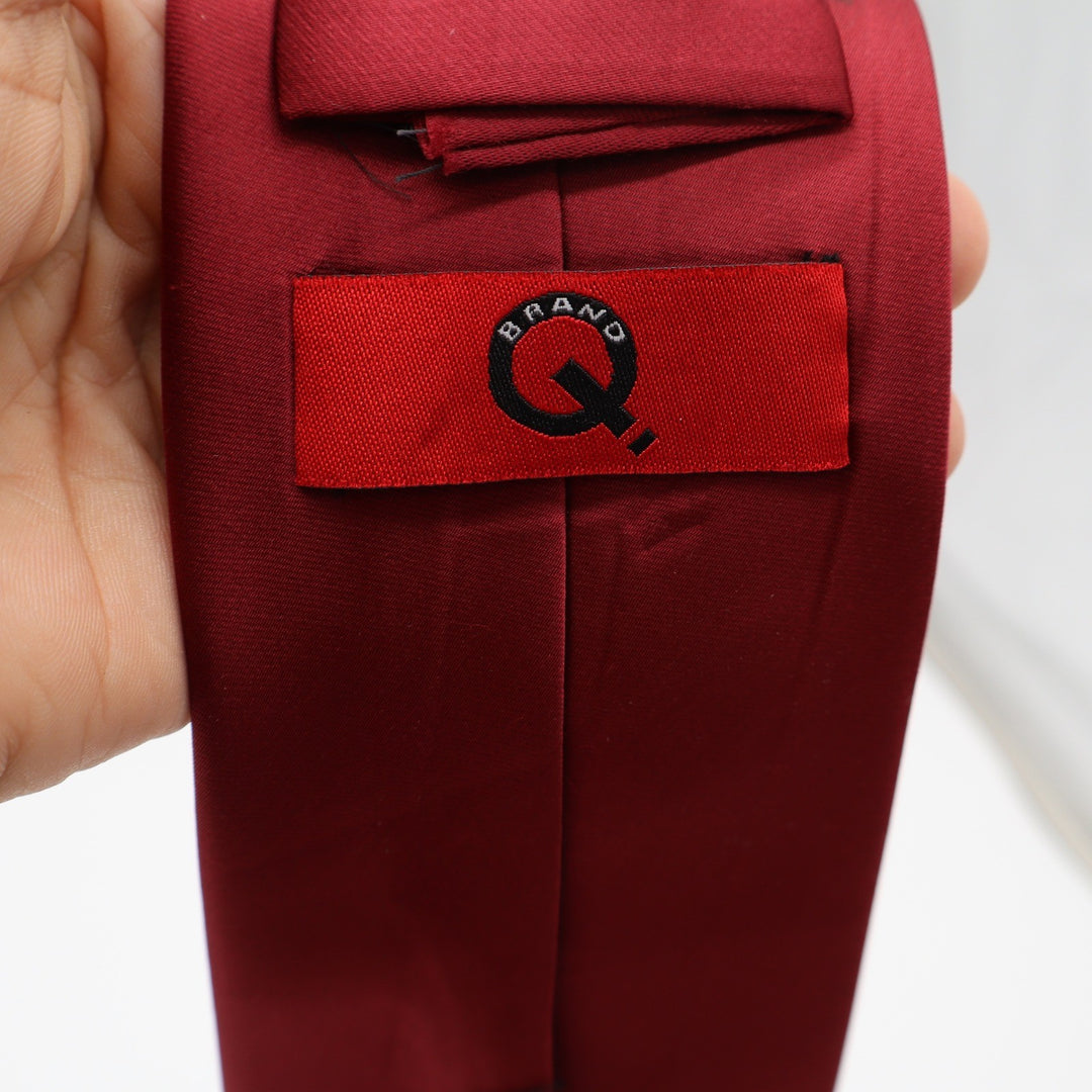 Brand Q Necktie Mens OS Classic Solid Red Italian Design Excellent