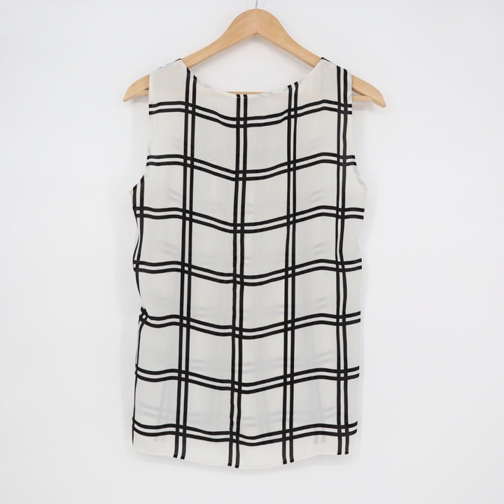 LOFT Outlet White Black Plaid Pleated Sleeveless Shell Top Womens M