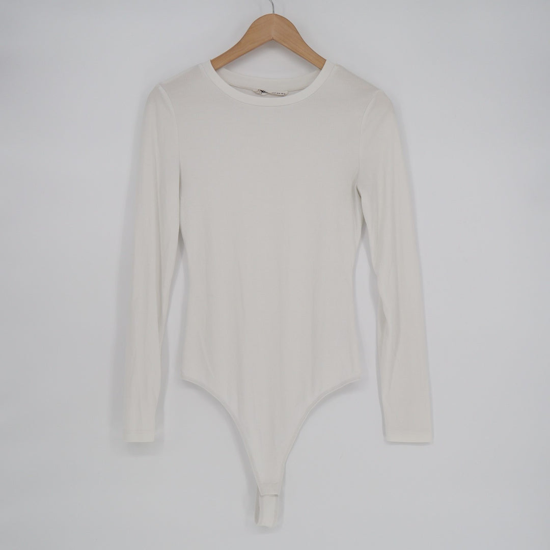 Elodie Bodysuit Womens Medium White Knitted Ribbed Casual Long Sleeve Crew Neck